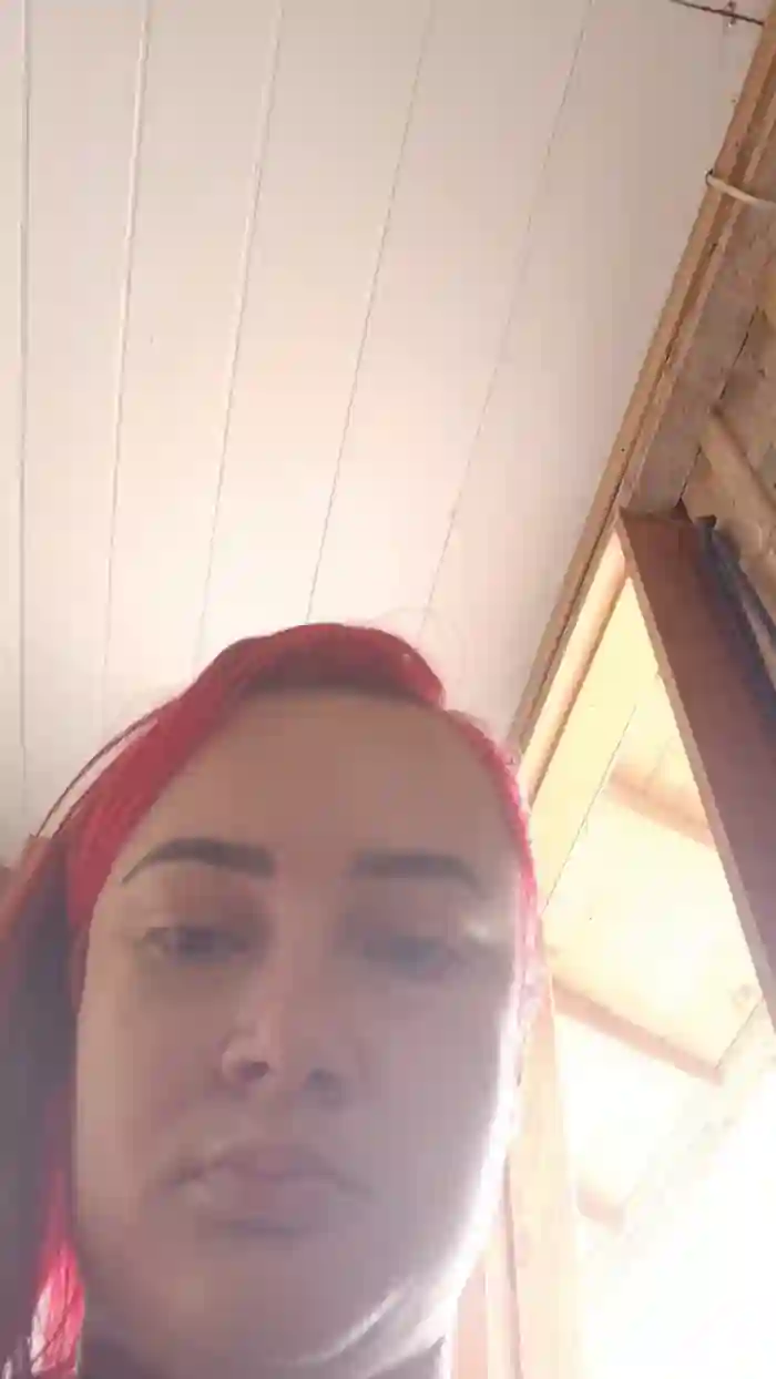 2025/10/17/cam4-ruiviinhaah-12-49-03