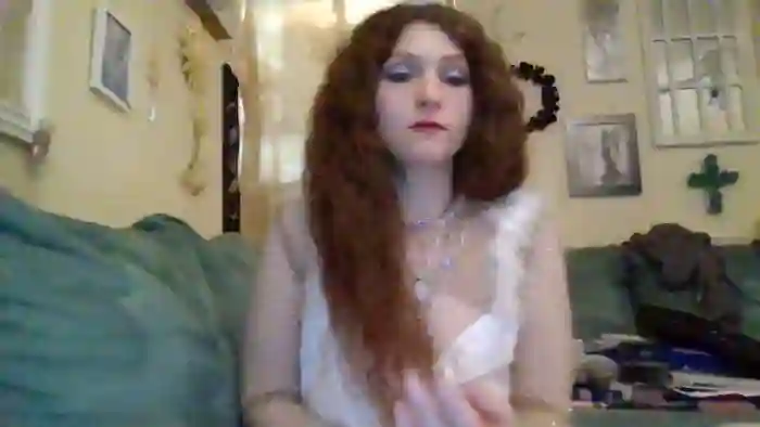 2025/10/18/cam4-queencrimson-07-10-11