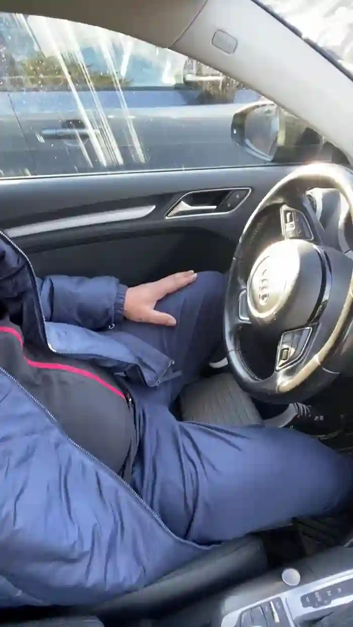 2025/10/19/cam4-likescock5-12-02-03