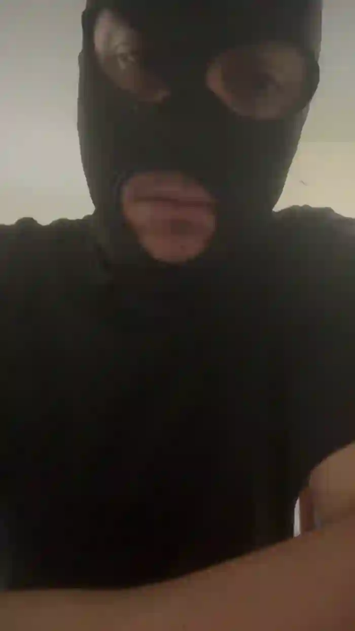 2025/10/20/cam4-jokerharleyquen-10-04-07