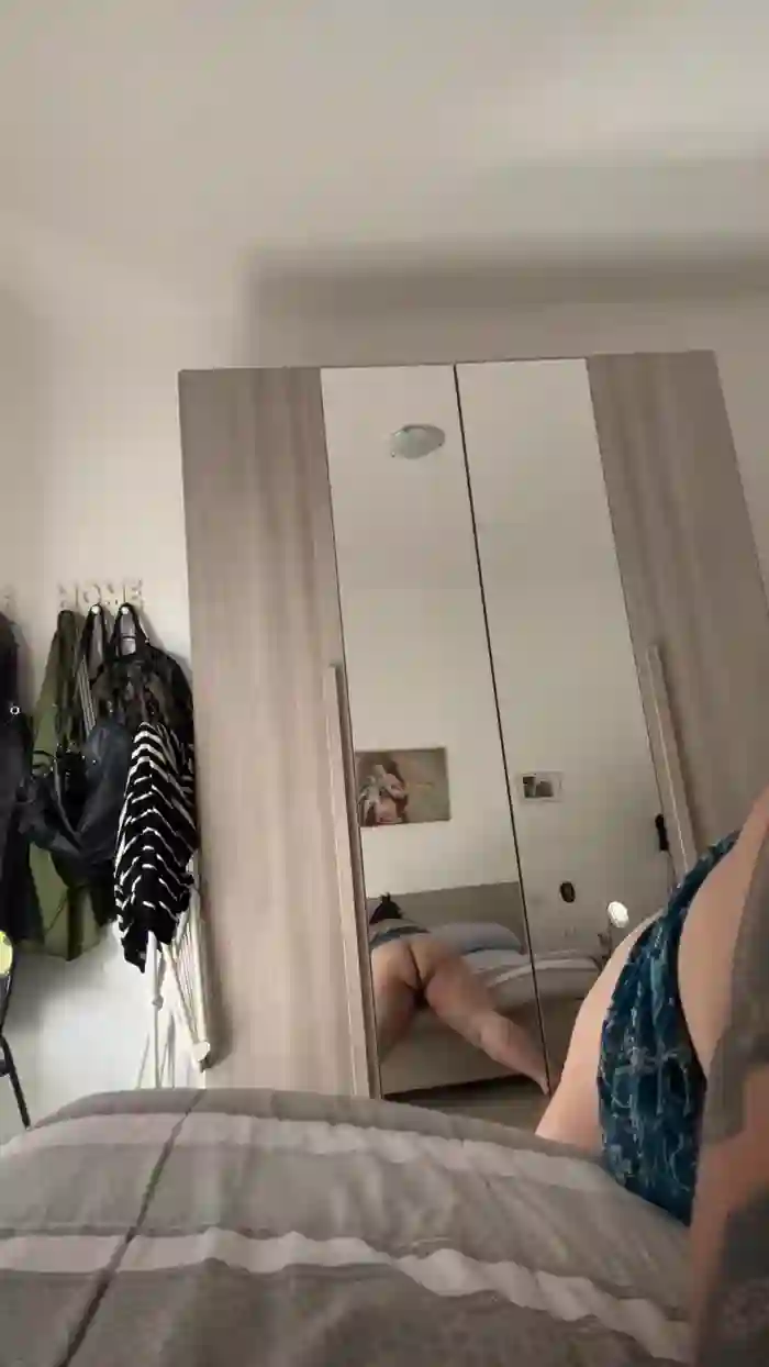 2025/10/20/cam4-puttana90-12-24-57