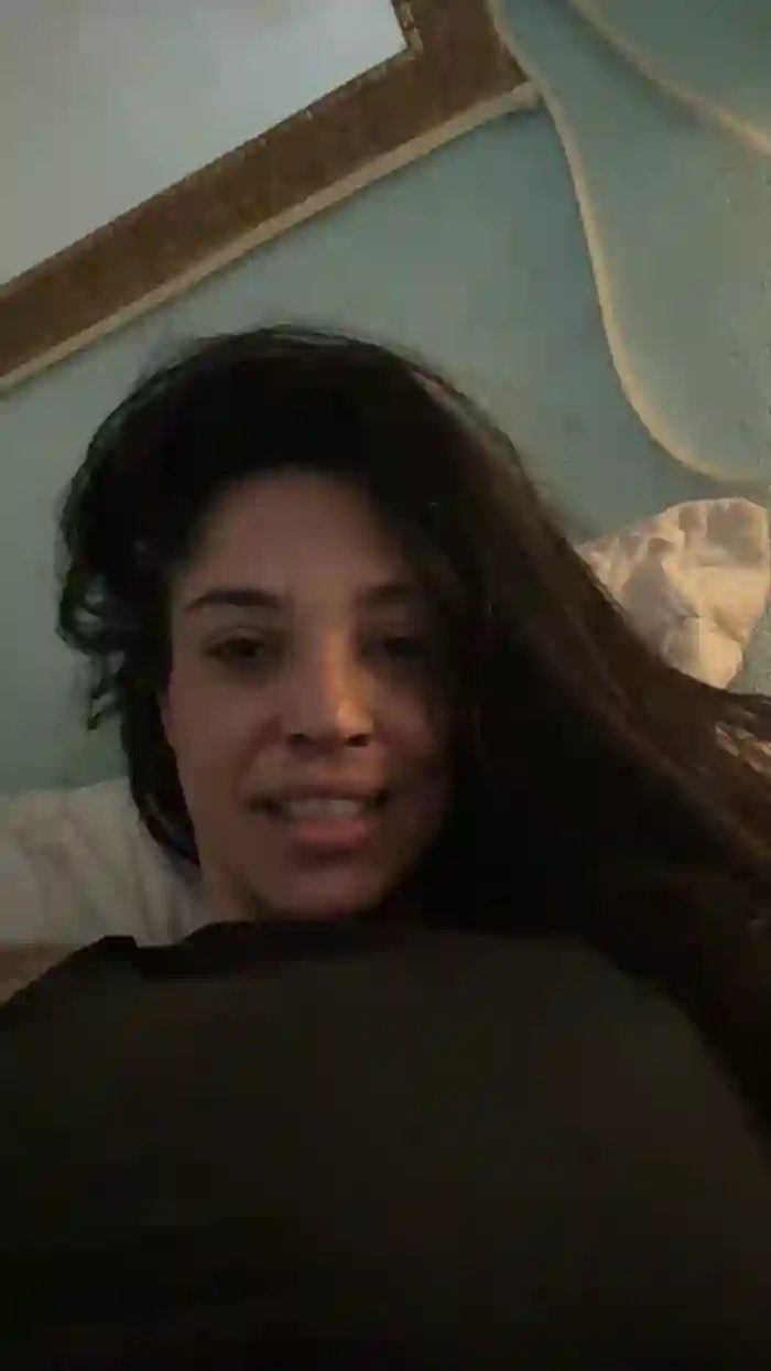 2025/10/20/cam4-anouk5-09-29-56