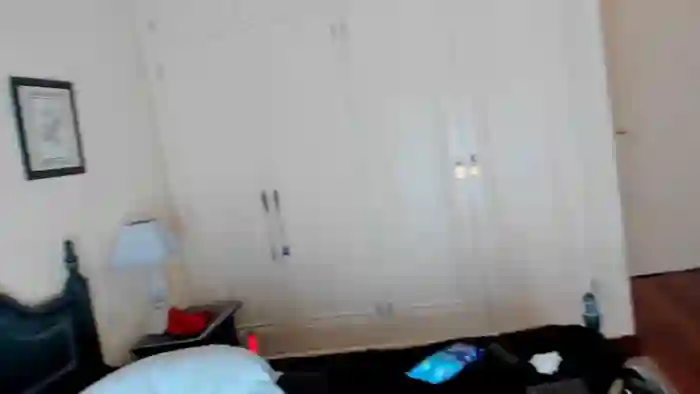 2025/10/21/cam4-nycole_new-10-23-05