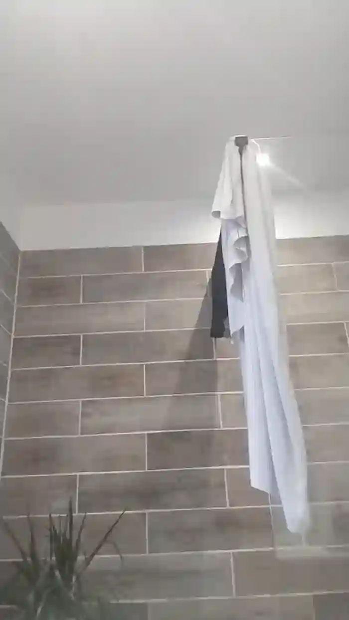 2025/10/22/cam4-asiancat83-06-34-18