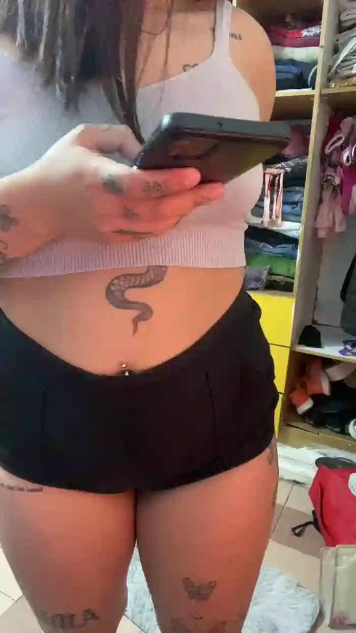 2025/10/22/cam4-tatidark-01-08-42