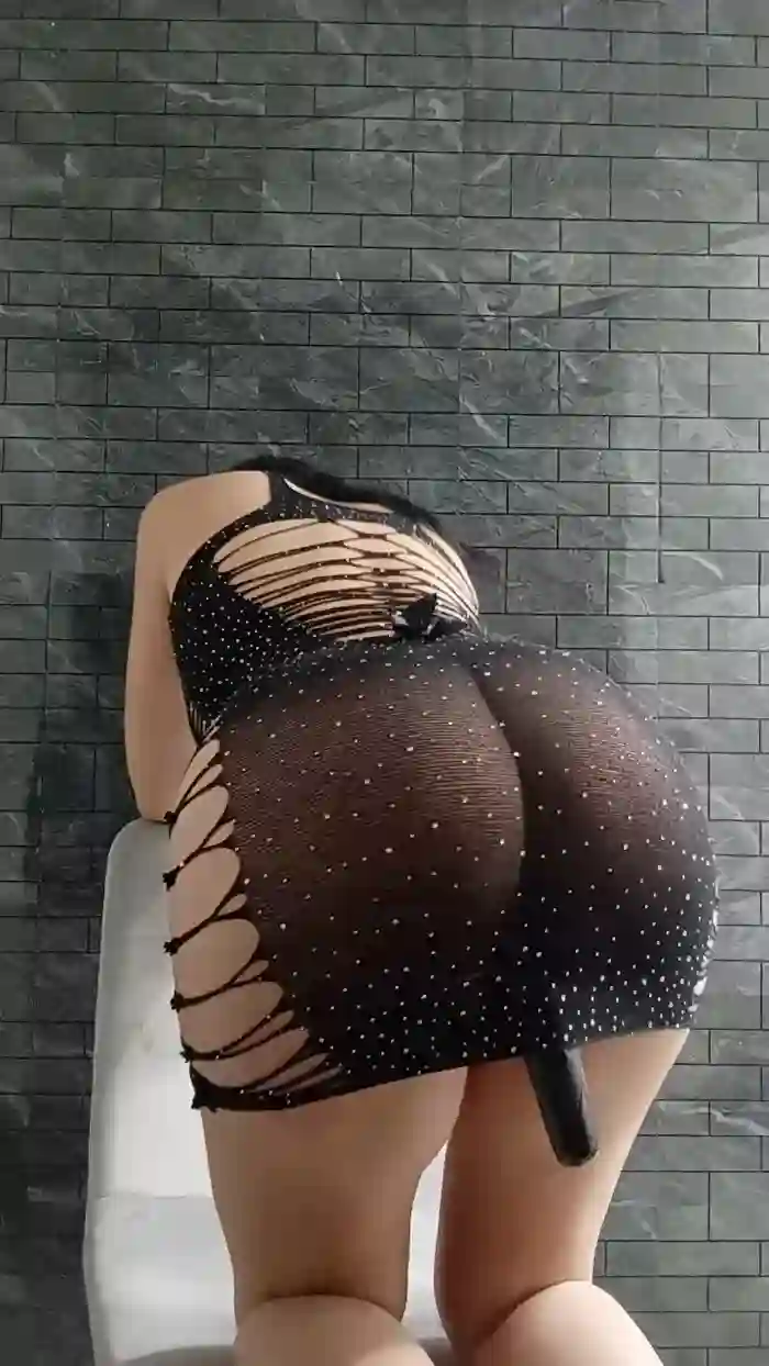 2025/10/24/cam4-porcellina181-21-46-20