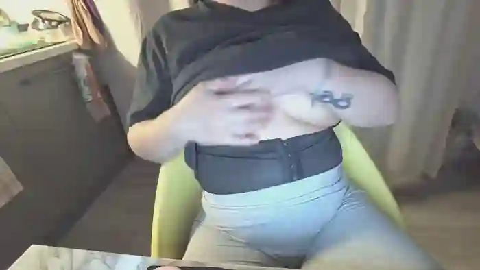 2025/10/27/cam4-_celeste_678-22-32-03