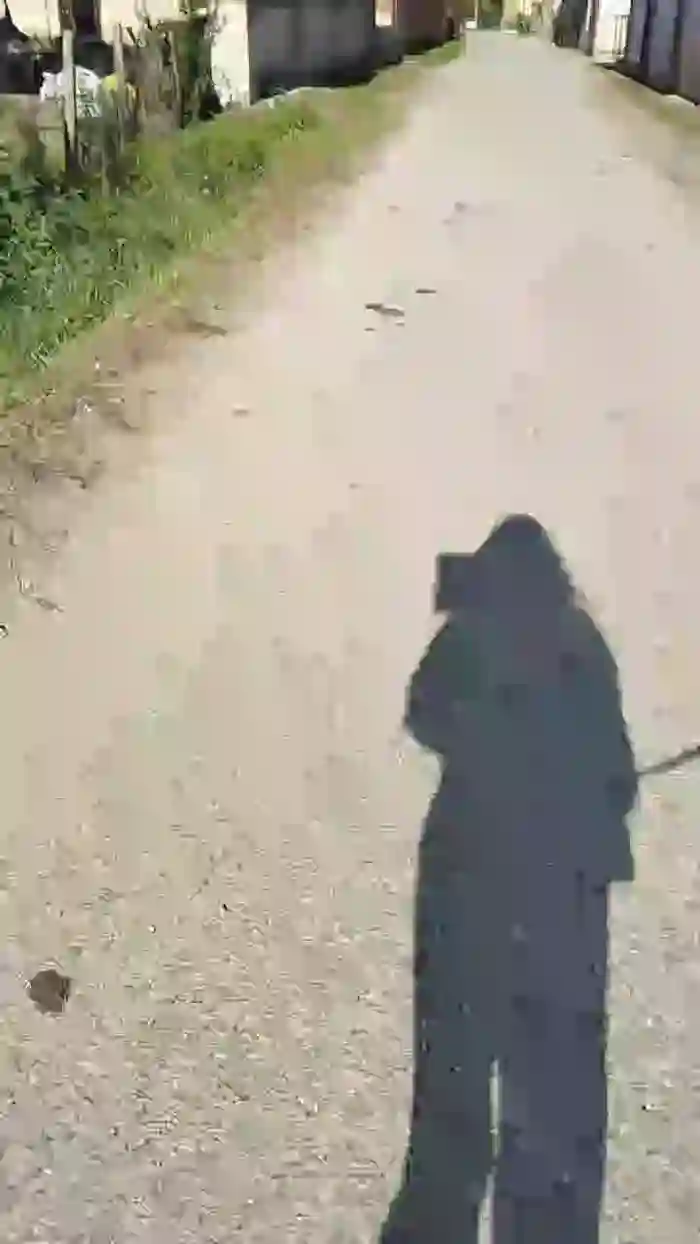 2025/10/27/cam4-luxxuriax-09-32-32