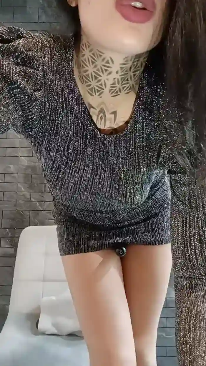 2025/10/27/cam4-porcellina181-17-37-40