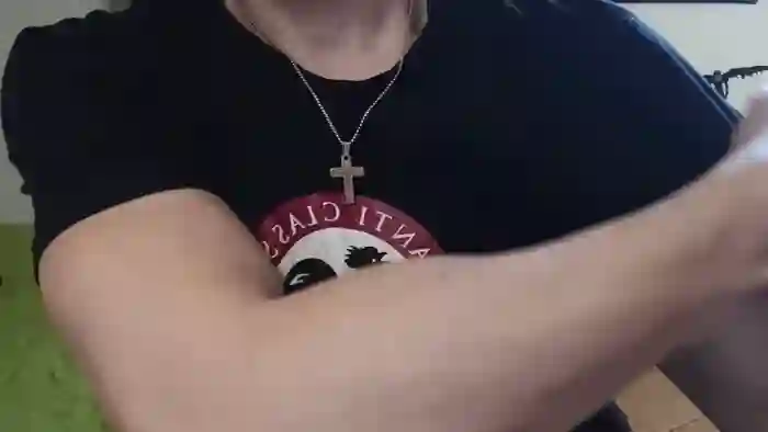 2025/10/27/cam4-frabroker-13-12-26