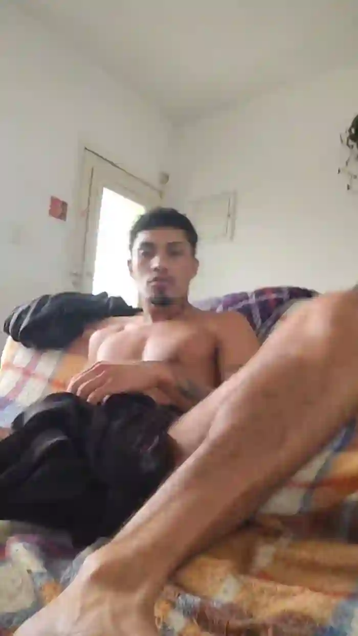 2025/10/28/cam4-tierre21-20-09-34