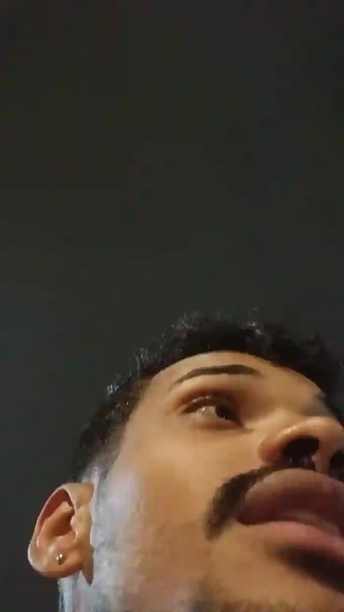 2025/10/29/cam4-dodozinhosalles-03-54-16