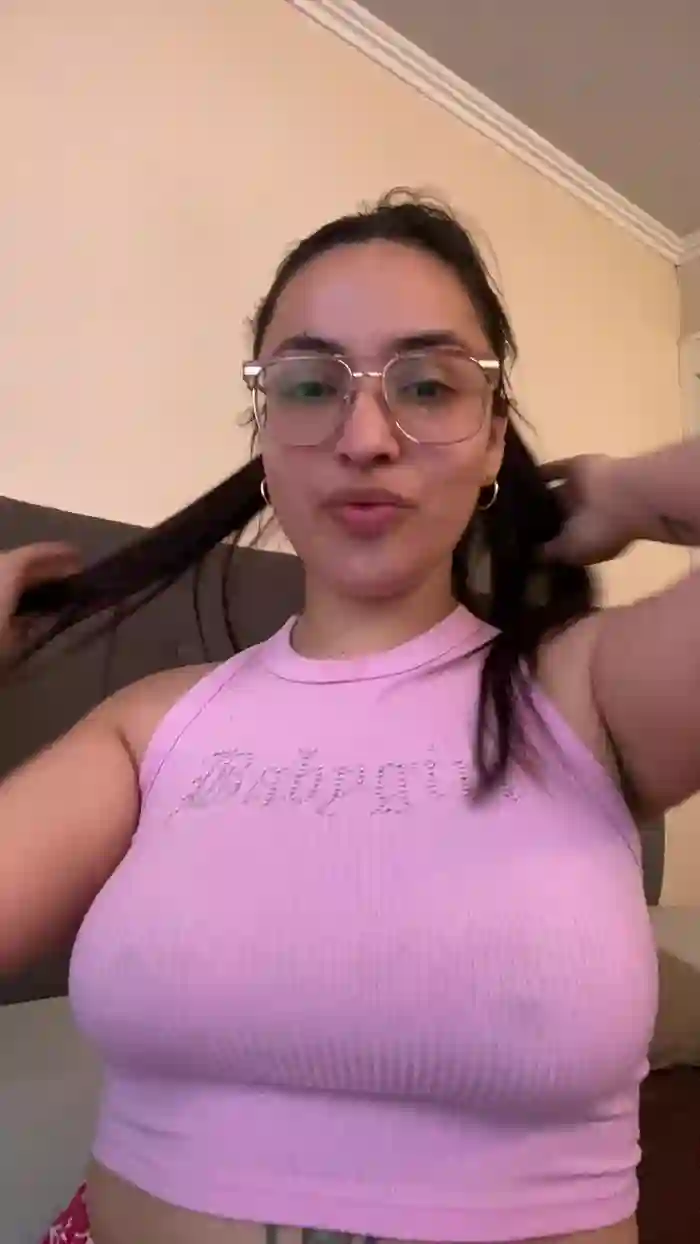 2025/10/30/cam4-latinaakita4-12-20-21