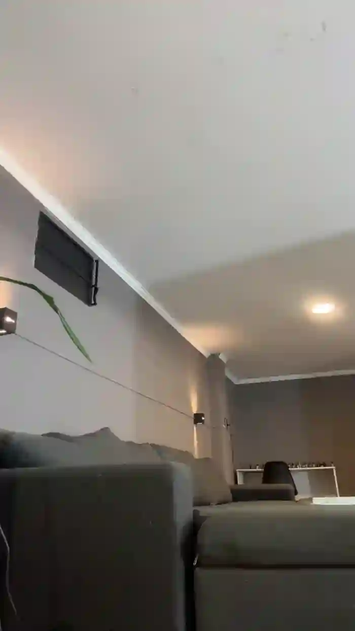 2025/10/30/cam4-mickystrumia23-15-44-29