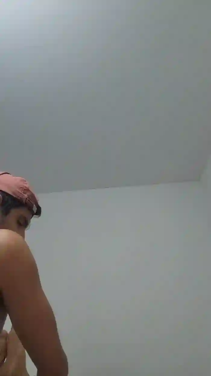 2025/10/30/cam4-levi_henrique-21-44-52