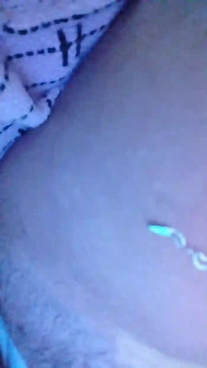 2025/10/31/cam4-novinhacabeluda-12-22-04