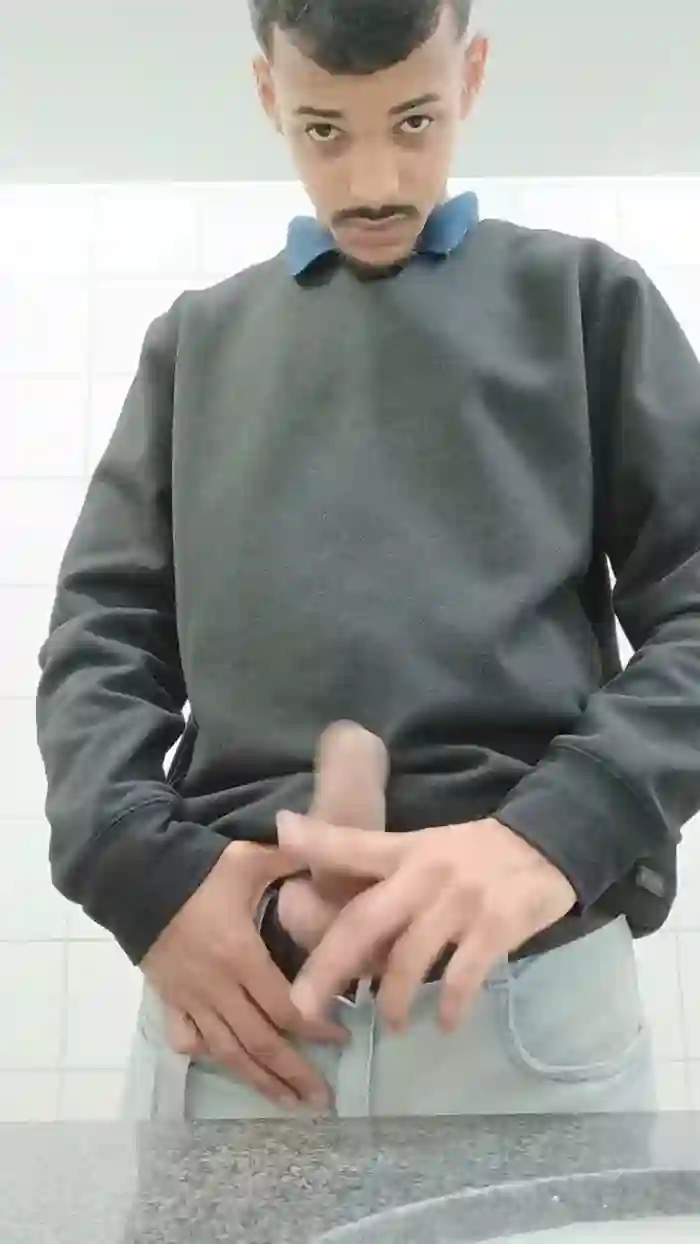 2025/10/31/cam4-dodozinhosalles-03-00-10