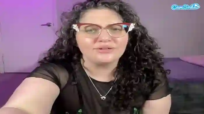 2025/09/11/camsoda-adrianeblake-06-43-22