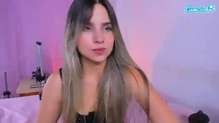 2025/09/27/camsoda-vaiolet-rose-02-38-07