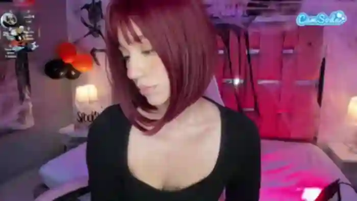 2025/10/10/camsoda-zharalux-15-38-48