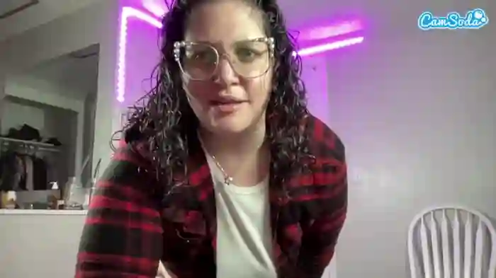 2025/10/12/camsoda-adrianeblake-21-21-49