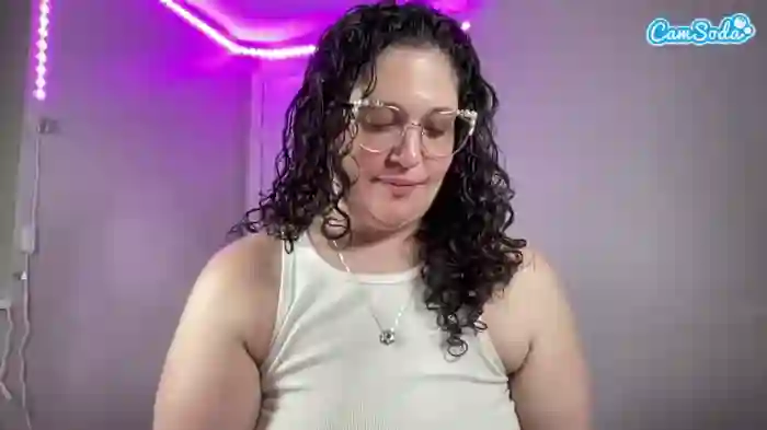 2025/10/12/camsoda-adrianeblake-23-40-59