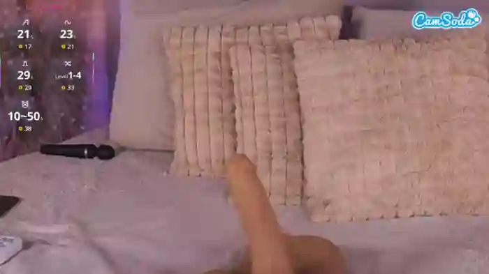 2025/10/17/camsoda-ammyscott-02-06-35