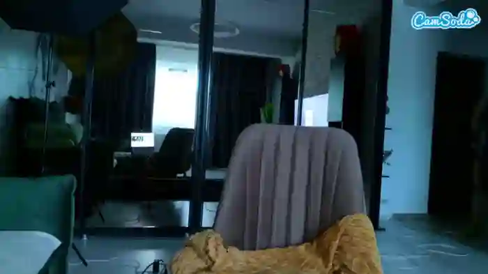 2025/10/25/camsoda-alicexalice-05-36-45