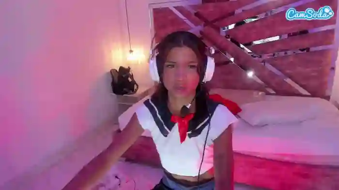 2025/10/25/camsoda-sofirey-15-40-03