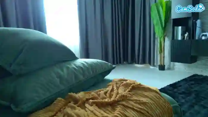 2025/10/26/camsoda-alicexalice-10-18-13
