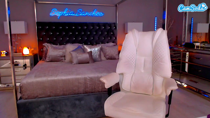 theofficialsophiasanchez