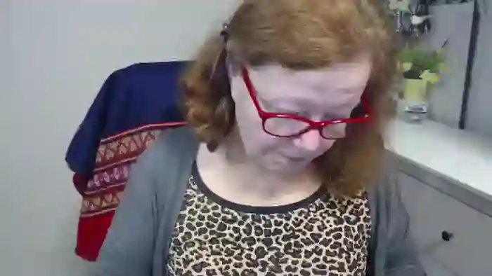 2025/10/28/cams-adeleemodel-04-57-34