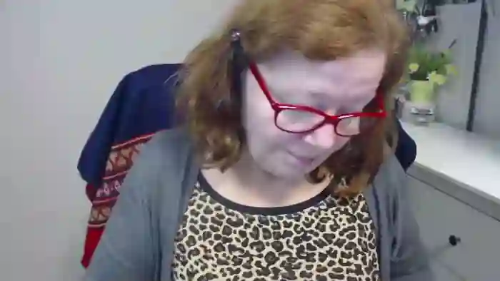 2025/10/28/cams-adeleemodel-05-42-27