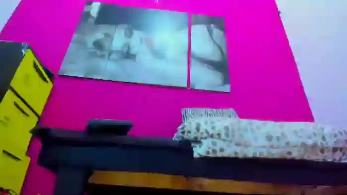 2025/10/28/cams-magicfeet21-03-43-26
