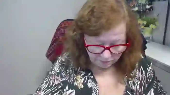 2025/10/29/cams-adeleemodel-07-43-38