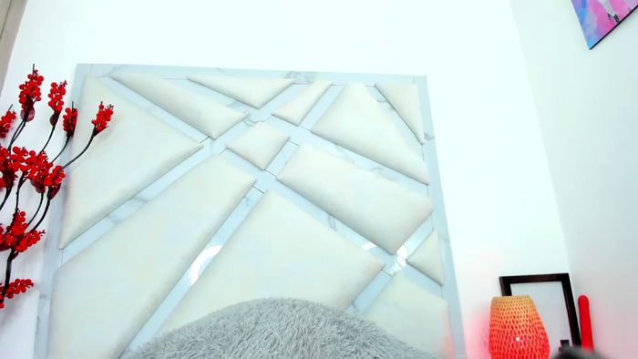 channel_boobs2