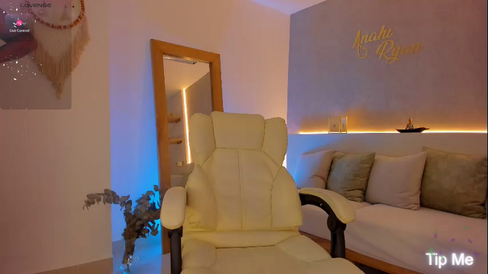 anahi_ryan