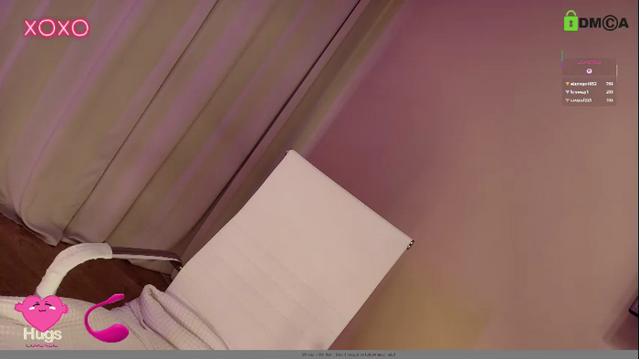 hollyextra