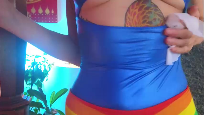 _demi_dee_