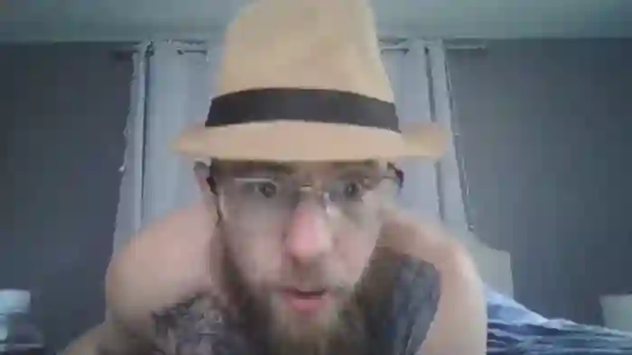 2025/05/05/chaturbate-broncobentley-13-02-29