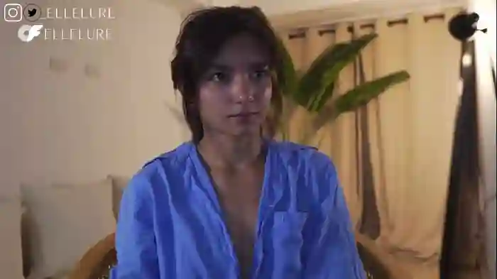 2025/05/05/chaturbate-ellelure_-01-21-14