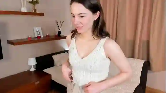 2025/05/05/chaturbate-harrietheston-11-16-07