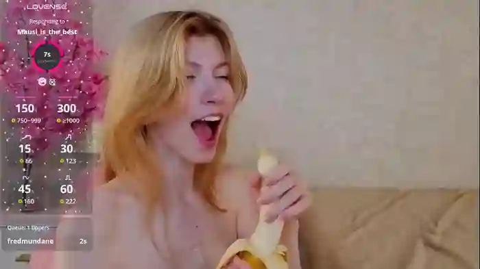 2025/05/05/chaturbate-kitsune_dreams-09-33-48