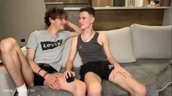 2025/05/05/chaturbate-xxevilfox-18-53-05