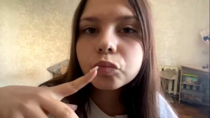 kitty_shy89