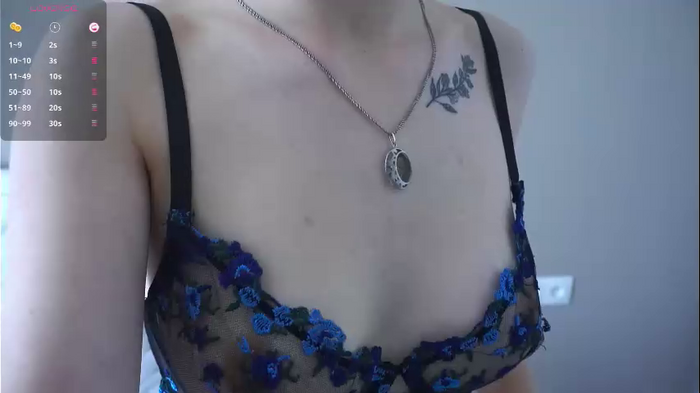 angela_whitie