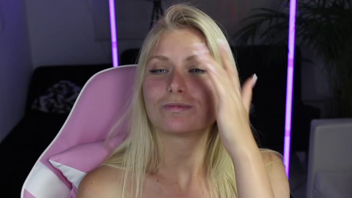 crystal_blond