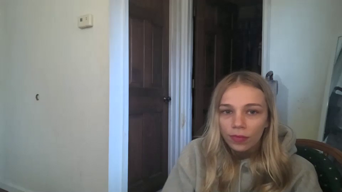 chloe_damian