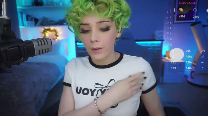 katie_cutie_ts