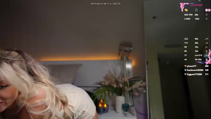 chloe_ri